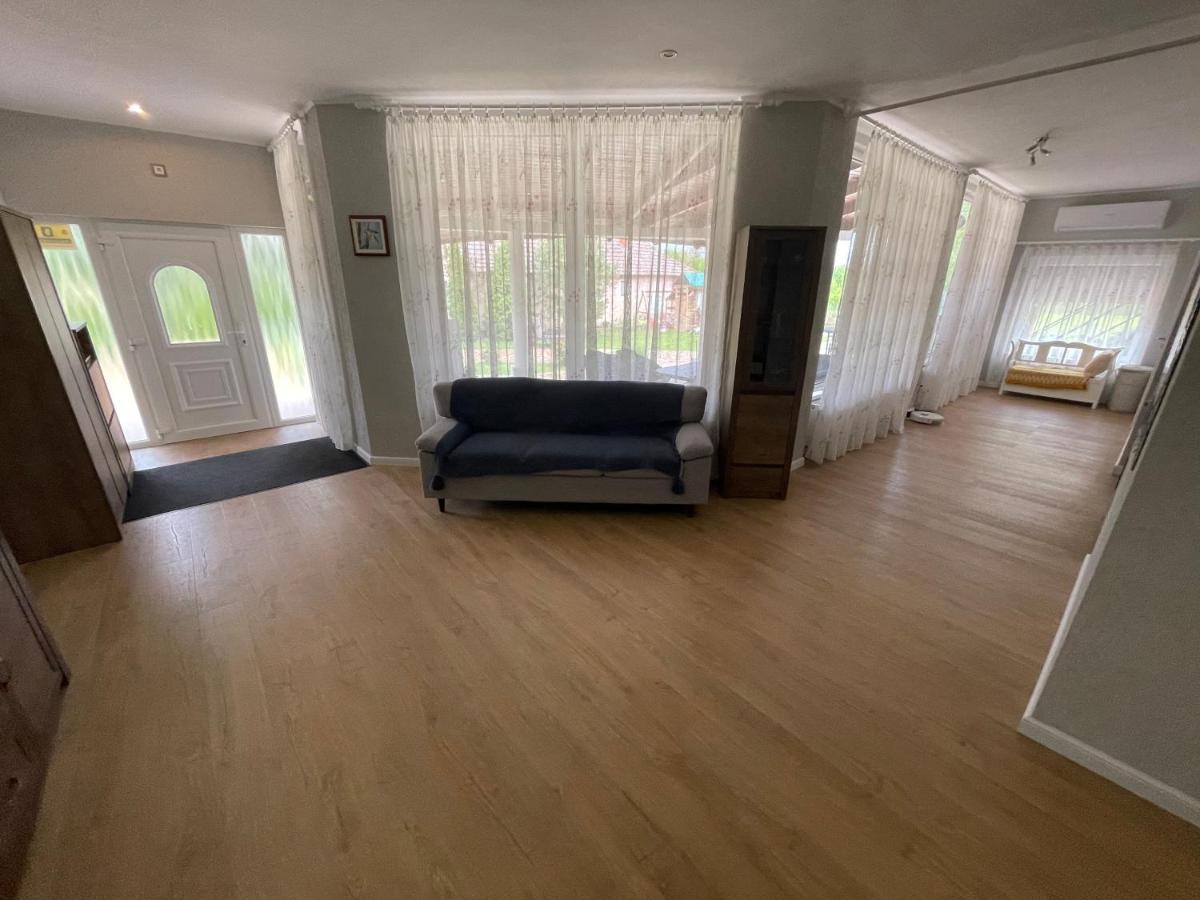 Battonya House Leilighet Eksteriør bilde